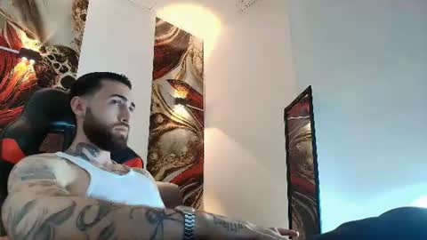 Snapshot of luke_davis01 chatting on June 18, 2026, 12:53 pm LUKE online show from June 18, 2026, 12:53 pm