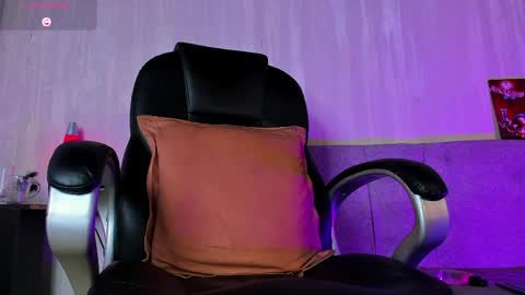 luke diaz7 online show from April 21, 2026, 5:03 am