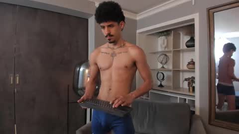 Luke Taylor online show from October 10, 2025, 11:42 am