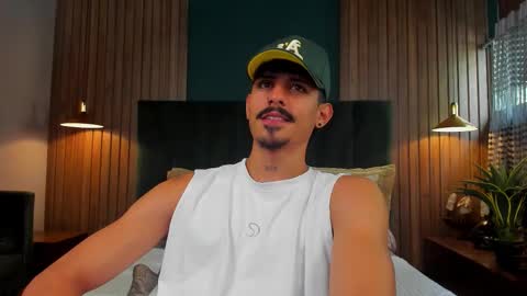 Luke Taylor online show from November 22, 2025, 4:39 pm