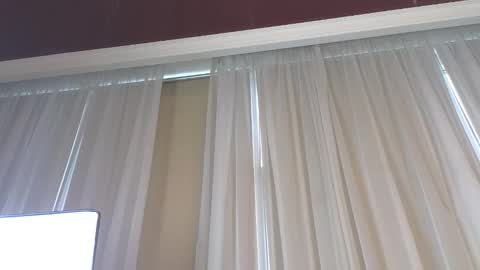 lukeriamoon online show from October 3, 2025, 9:28 am