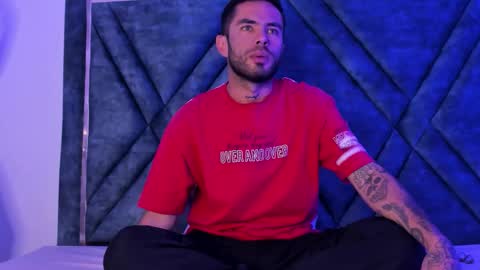 Luke Steel online show from October 23, 2025, 5:44 pm