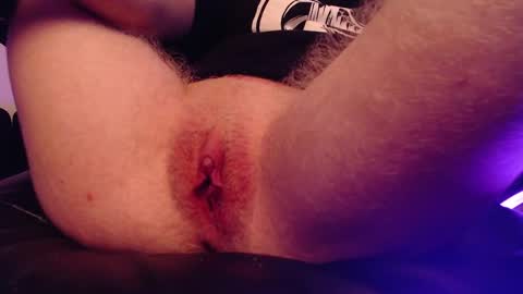 Snapshot of lukethompsson chatting on December 21, 2024, 2:30 am LUKEFTM online show from December 21, 2024, 2:30 am