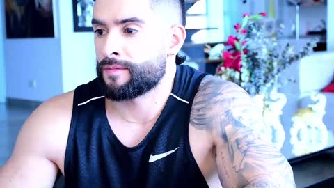 Lukhas f4f online show from February 5, 2025, 7:53 pm