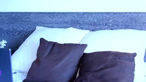 Lukhas f4f online show from October 19, 2025, 6:08 pm