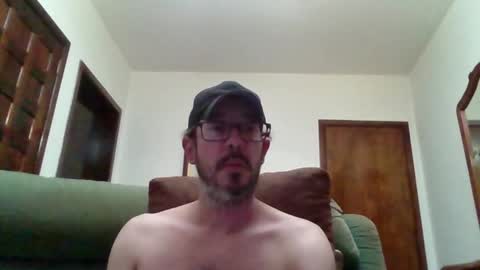 Snapshot of lukz88bigcock chatting on March 3, 2026, 10:37 pm Luke online show from March 3, 2026, 10:37 pm