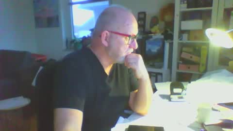 Snapshot of luley58 chatting on February 24, 2026, 4:49 pm luley58 online show from February 24, 2026, 4:49 pm