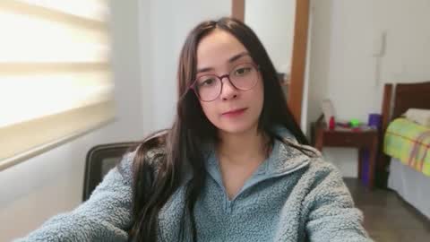 Snapshot of lulibee_ chatting on April 25, 2026, 1:41 pm Luli online show from April 25, 2026, 1:41 pm