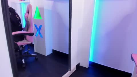 Cookie  online show from October 22, 2025, 12:05 pm