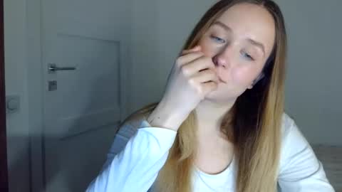 Lulu Baby18 online show from February 10, 2026, 8:46 pm