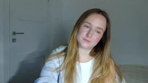 Lulu Baby18 online show from February 19, 2026, 8:49 pm