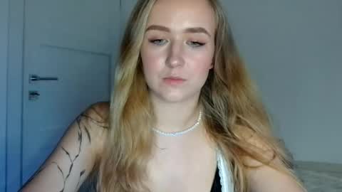 Snapshot of lulu_baby1 chatting on June 13, 2026, 5:55 pm Lulu Baby18 online show from June 13, 2026, 5:55 pm