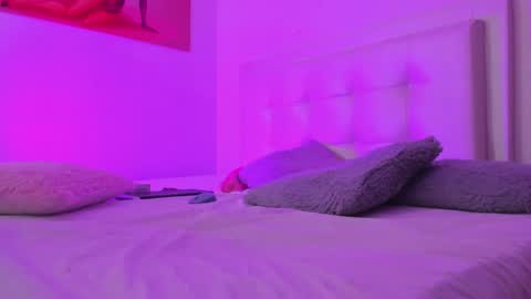 BRENDA TATIANA online show from December 3, 2024, 5:23 pm