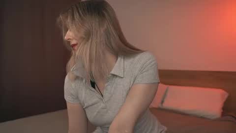 Snapshot of lulu_lovett chatting on March 11, 2025, 12:28 pm lulu_lovett online show from March 11, 2025, 12:28 pm