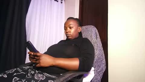 lulu_sparks1 online show from March 25, 2026, 5:02 am