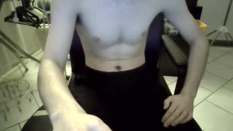 luluarsss online show from March 1, 2026, 10:23 pm