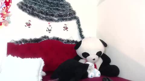 LULU online show from December 6, 2024, 10:52 pm