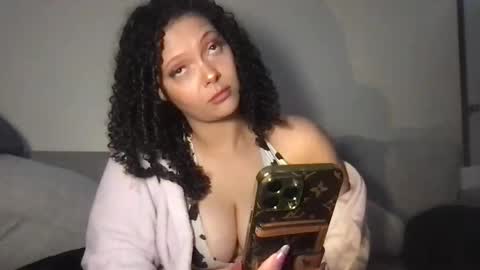 LuLu Valenttine Hot Sexy HawaiianCape Verde online show from November 23, 2025, 6:41 pm