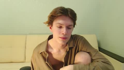 Snapshot of lumeris chatting on December 31, 2024, 2:03 pm Felix online show from December 31, 2024, 2:03 pm