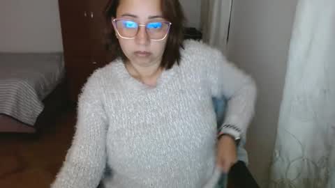 LUMI     online show from February 14, 2025, 1:13 am