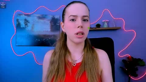 Snapshot of lumi_soft chatting on April 22, 2026, 7:44 am Sweet Lumi online show from April 22, 2026, 7:44 am