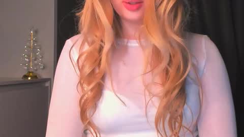 Snapshot of luna1vibe chatting on January 10, 2026, 5:31 am luna1vibe online show from January 10, 2026, 5:31 am