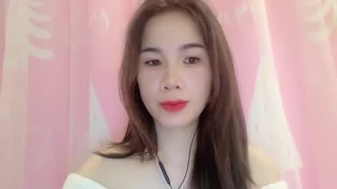 Luna online show from April 11, 2026, 9:30 pm