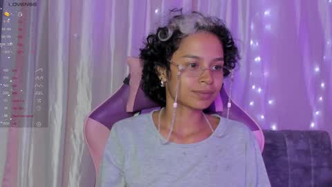 Luna online show from February 9, 2025, 2:17 am