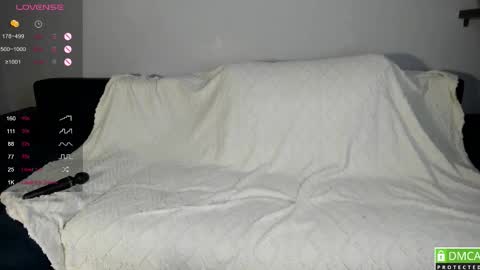 Snapshot of luna__l chatting on November 27, 2025, 8:11 pm Alice online show from November 27, 2025, 8:11 pm