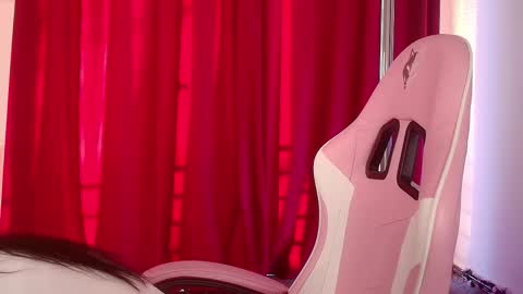 LunaAlure online show from February 27, 2026, 3:12 pm