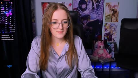 luna_berryy online show from December 14, 2024, 10:50 pm