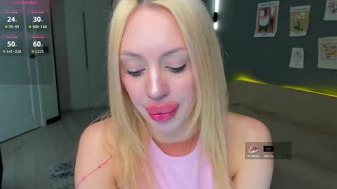 luna_beverly online show from March 13, 2026, 8:26 pm