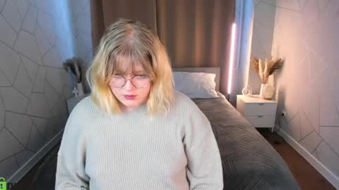 luna online show from April 2, 2026, 1:14 am