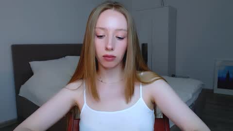 Luna online show from December 11, 2024, 9:01 pm