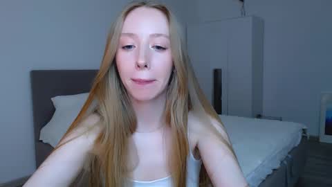 Luna online show from December 30, 2024, 2:09 am