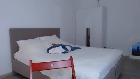 Luna online show from January 4, 2025, 12:48 am