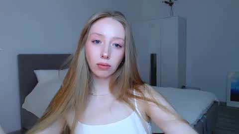 Luna online show from January 9, 2025, 9:16 pm