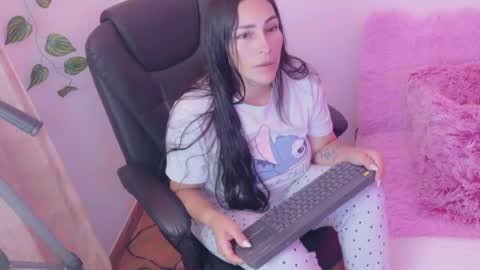 luna online show from May 17, 2026, 3:04 am