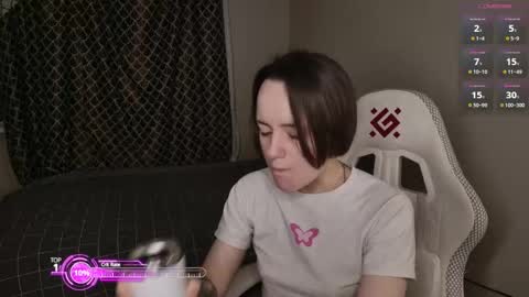 luna_loveeee online show from February 18, 2026, 3:35 am