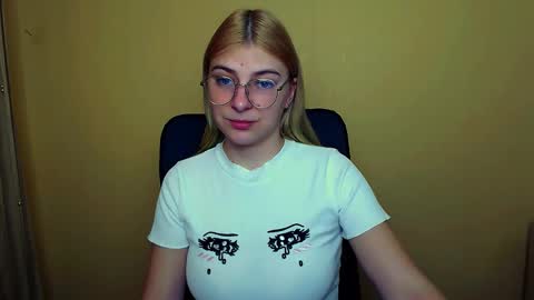 Luna online show from January 10, 2025, 8:07 am