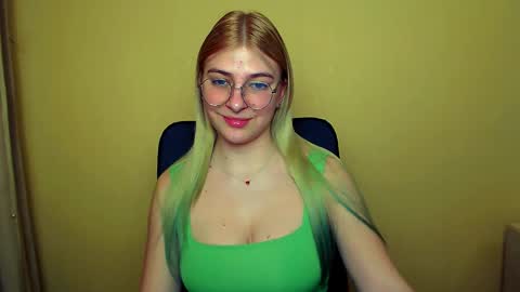 Luna online show from January 23, 2025, 11:26 am