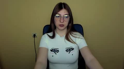 Luna online show from April 25, 2026, 9:34 am
