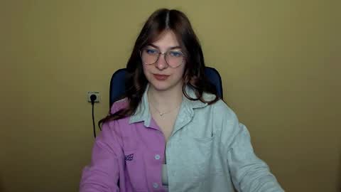 Luna online show from May 1, 2026, 8:41 am