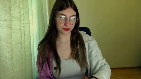Luna online show from May 29, 2026, 9:40 am