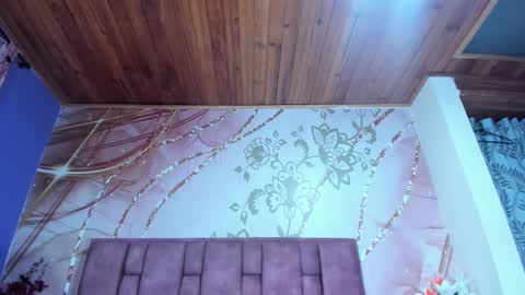 LUNA online show from September 24, 2025, 11:52 pm