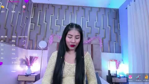 Snapshot of luna_maisonn chatting on February 3, 2026, 4:32 am LUNA online show from February 3, 2026, 4:32 am