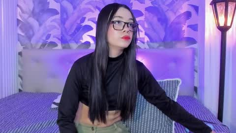 Luna Morgan online show from November 7, 2025, 3:28 am