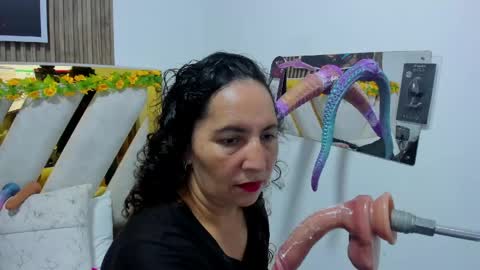 Snapshot of luna_naughty1 chatting on June 1, 2026, 5:58 pm luna_naughty1 online show from June 1, 2026, 5:58 pm