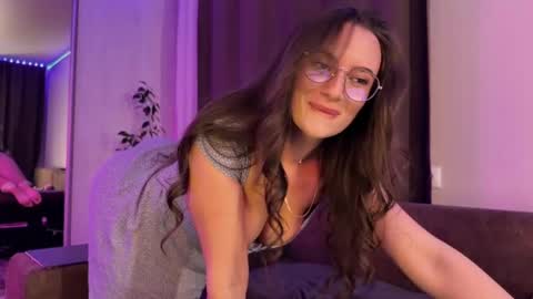 Snapshot of luna_raee chatting on April 20, 2026, 5:59 pm luna_raee online show from April 20, 2026, 5:59 pm