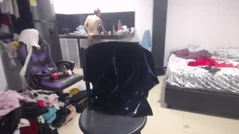 Luna online show from March 10, 2025, 9:40 pm